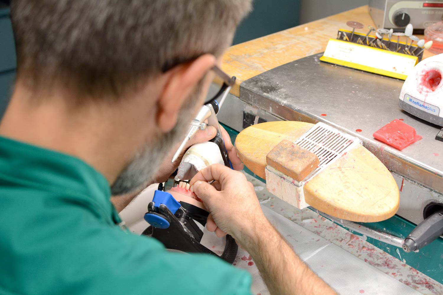 laboratorio odontotecnica